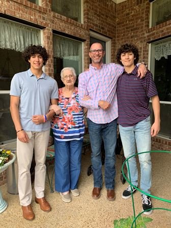 Maxine M. Morgan - Photo 4