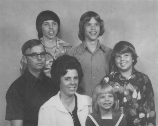 Jimmie Louise James - Photo 106