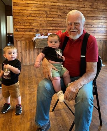 Johnny Bendy - Photo 28