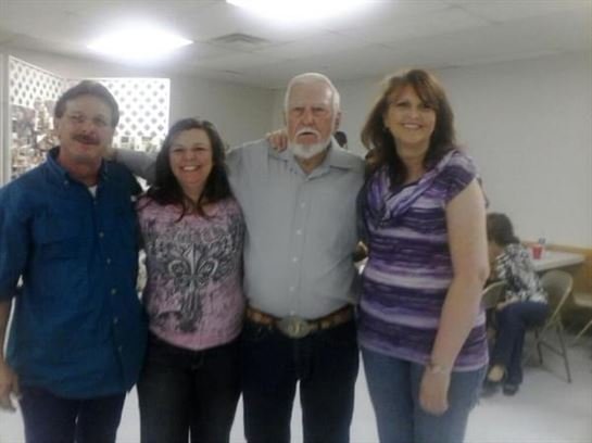 Johnny Bendy - Photo 41