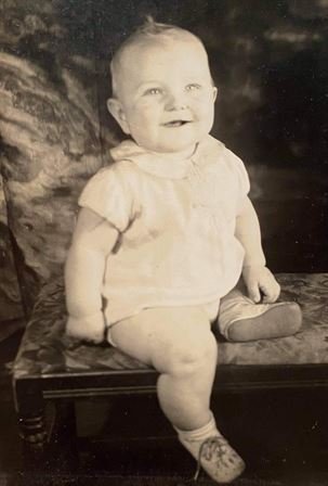 Johnny Bendy - Photo 60