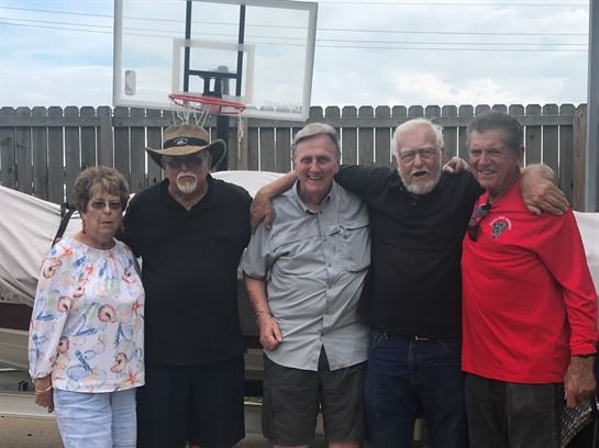 Johnny Bendy - Photo 73