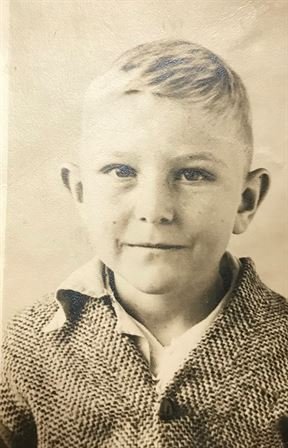 Johnny Bendy - Photo 96