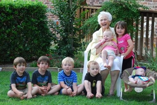 Doris Faye Welch - Photo 11