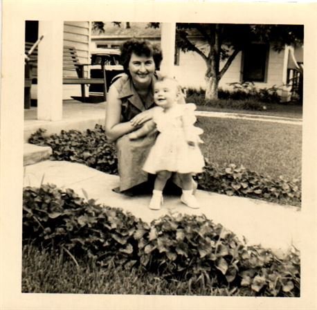 Jeneane Seruntine Burdine - Photo 25