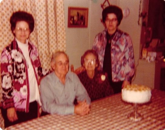 Jeneane Seruntine Burdine - Photo 73