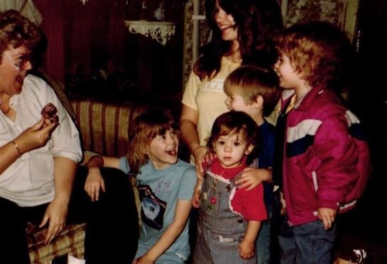 Beverley Jean Zerko - Photo 56