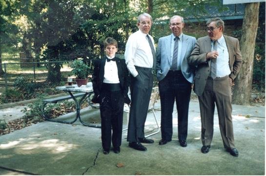 Marcus Gil Rector - Photo 12