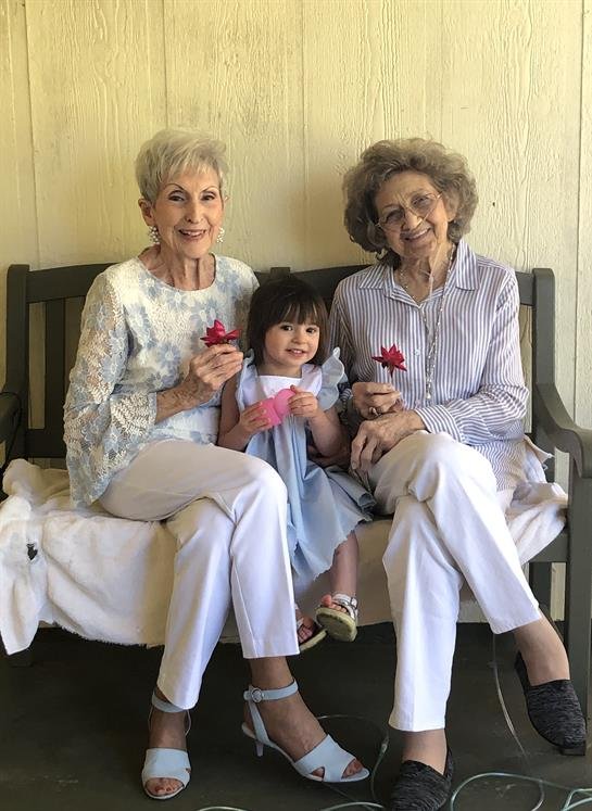 Rosalie Romano - Photo 16