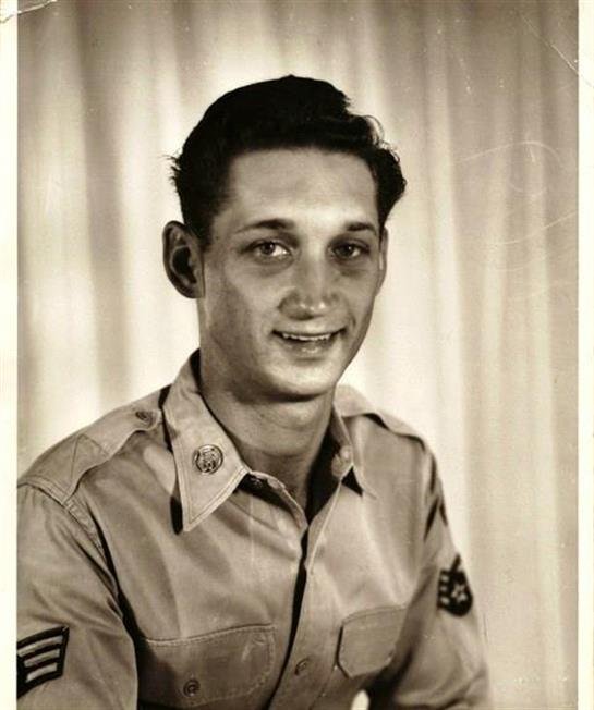 Miles Aubrey Hall - Photo 4