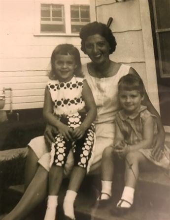 Carolyn Joyce Parker - Photo 8