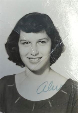 Wanda Louise Picard - Photo 17