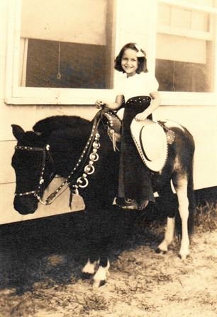 Wanda Louise Picard - Photo 49