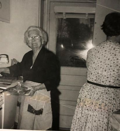 Wanda Louise Picard - Photo 60