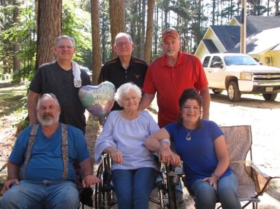 Dorothy Lousie Grappe Dans - Photo 8