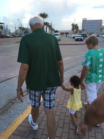 Hugh Dean Ray - Photo 19