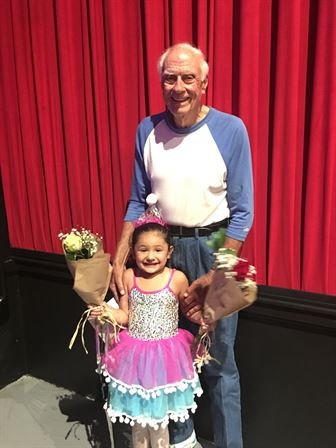 Hugh Dean Ray - Photo 31