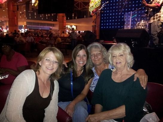 Suzanne Marie Boren - Photo 49