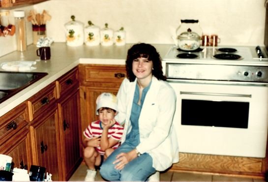 Margaret "Yvonne" Jeanis - Photo 25