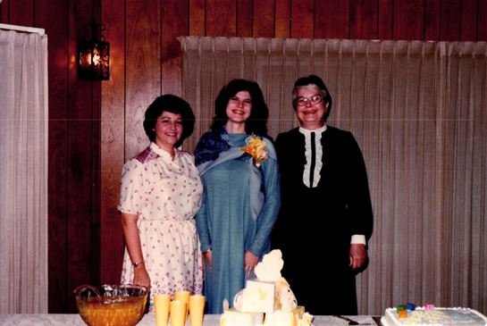 Margaret "Yvonne" Jeanis - Photo 72