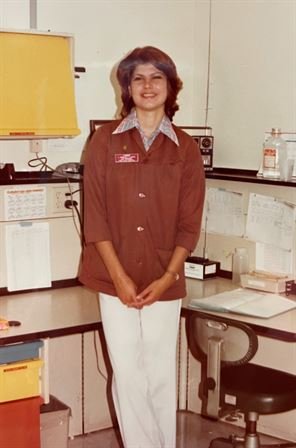 Margaret "Yvonne" Jeanis - Photo 83