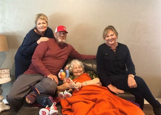 Doris Janell Hryhorchuk - Photo 2