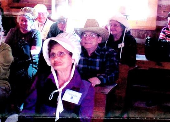 John "J.D" Diores Gallet - Photo 5