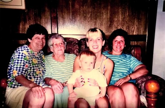 Mary Elizabeth Bolner - Photo 2