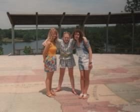 Tiffany Lee Handley - Photo 21