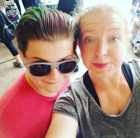 Tiffany Lee Handley - Photo 46