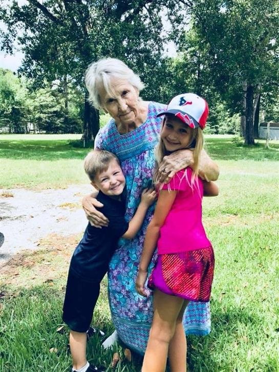 Bobby Lynn Wood - Photo 3