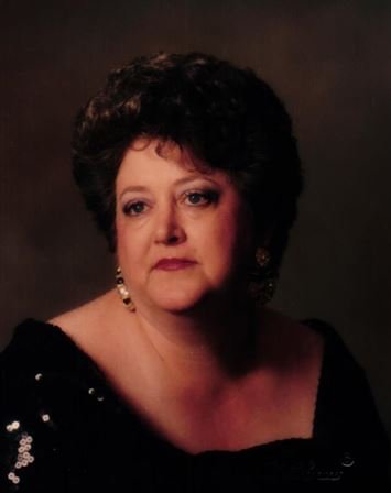 Sue Henry - Photo 14