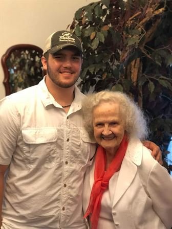 Pansy Travis - Photo 3