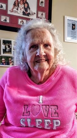 Pansy Travis - Photo 13