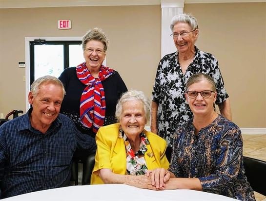 Pansy Travis - Photo 33