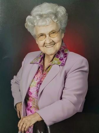 Pansy Travis - Photo 50