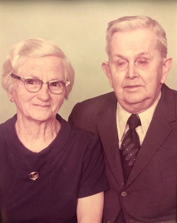 Elizabeth Brazelton Gross - Photo 70