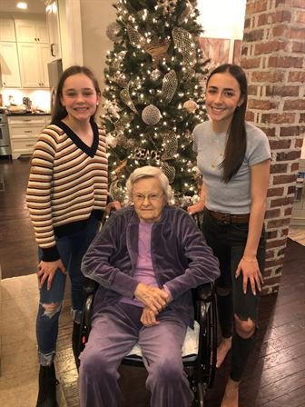 Elizabeth Brazelton Gross - Photo 71