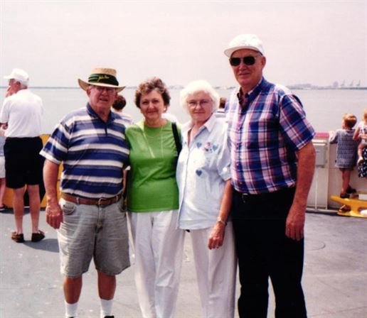 Elizabeth Brazelton Gross - Photo 133