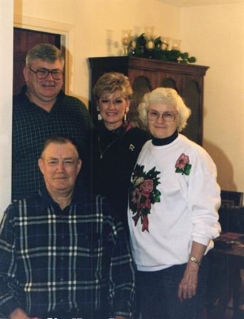 Elizabeth Brazelton Gross - Photo 136