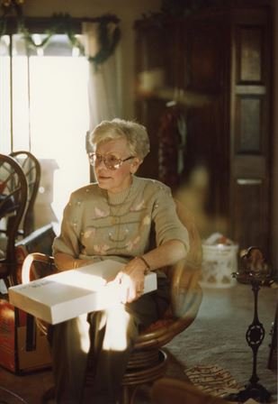 Billie Jean Brown - Photo 60