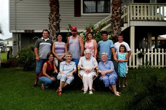 Billie Jean Brown - Photo 70