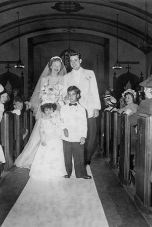 Billie Jean Brown - Photo 98