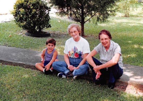 Jocelyn "Jo" Burns - Photo 64