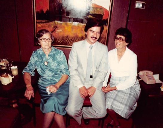 Dr. Tommy Alan Cary - Photo 37