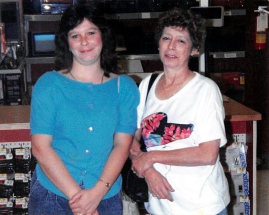 Desiree Marie Sellars - Photo 32