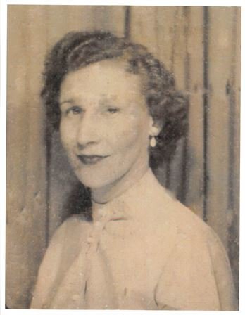 Marie Gray Webb - Photo 5