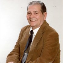 Walter H "Buddy" Piat Jr - Photo 2