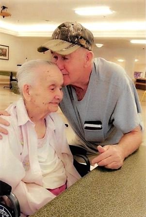 Dorothy Johnson - Photo 9