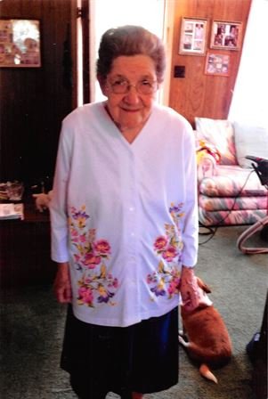 Christine Louise Moss - Photo 7